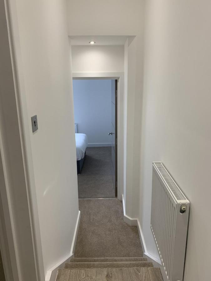 Morland Apartments - Hornchurch ロンドン エクステリア 写真